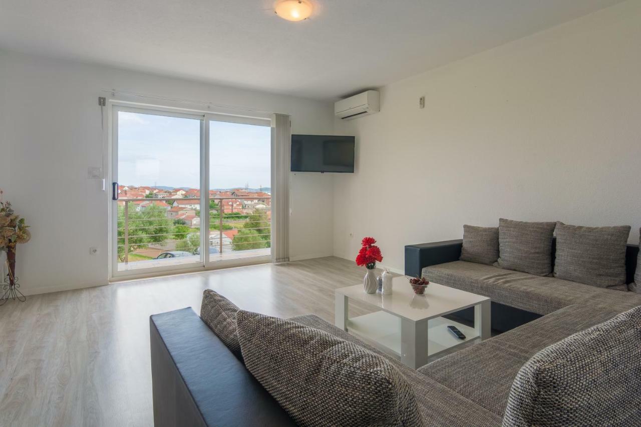 Apartment Kozina Zadar Bagian luar foto