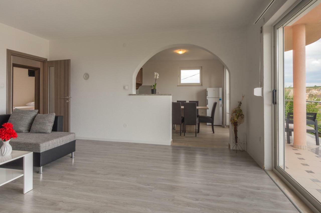 Apartment Kozina Zadar Bagian luar foto