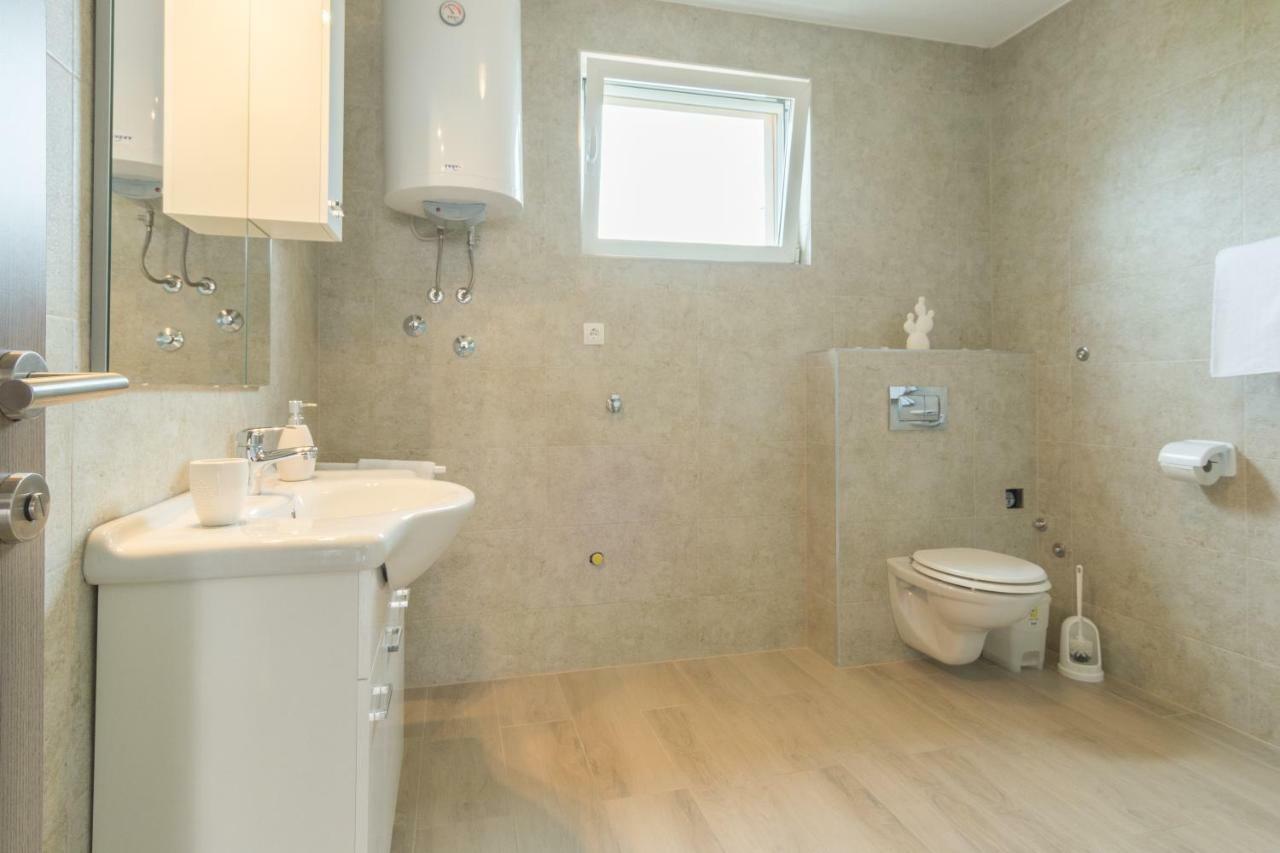 Apartment Kozina Zadar Bagian luar foto