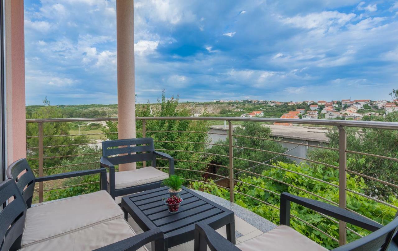 Apartment Kozina Zadar Bagian luar foto